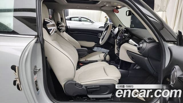 Mini Cooper S 3세대, 2022 11