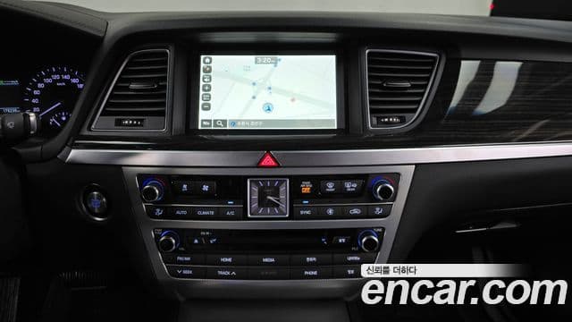 Genesis G80 Premium Luxury, 2018 14