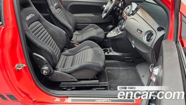 Fiat 500C Abarth, 2022 10