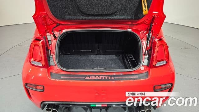 Fiat 500C Abarth, 2022 20