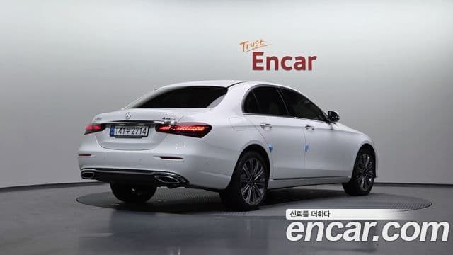 Mercedes-Benz E-класс W213 Exclusive, 2023 2