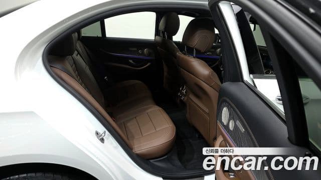 Mercedes-Benz E-класс W213 Exclusive, 2023 12