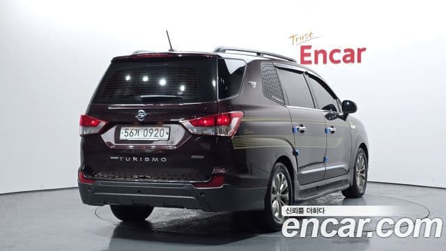 KG모빌리티(SsangYong) Korando 투리스모 4WD RX 9인승, 2016 2