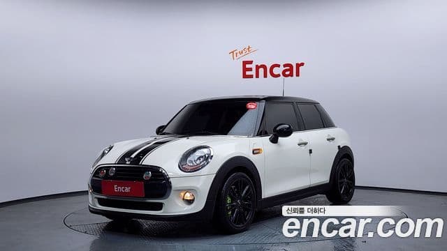 Mini Cooper 3세대, 2017 1