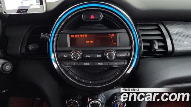 Mini Cooper 3세대, 2017 16