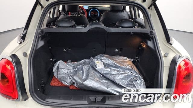 Mini Cooper 3세대, 2017 20