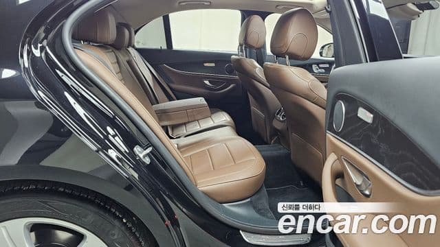 Mercedes-Benz E-класс W213 Avantgarde, 2017 12