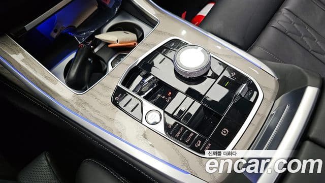 BMW X7 (G07) xDrive 40d Design Pure Excellence 7인승, 2024 9