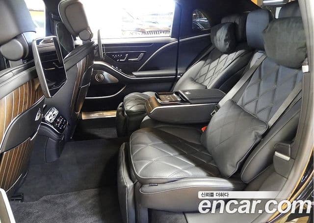 Mercedes-Benz S-класс W223 Maybach S680 4MATIC, 2024 17