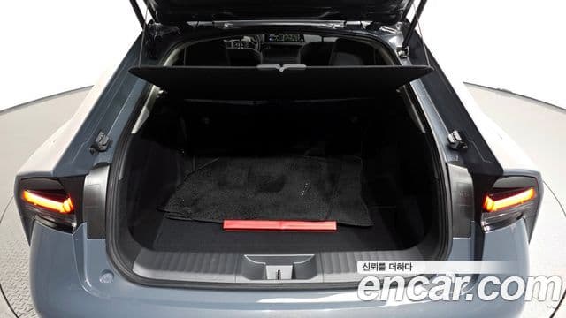 Toyota 프리우스 5세대 2.0 LE, 2024 20