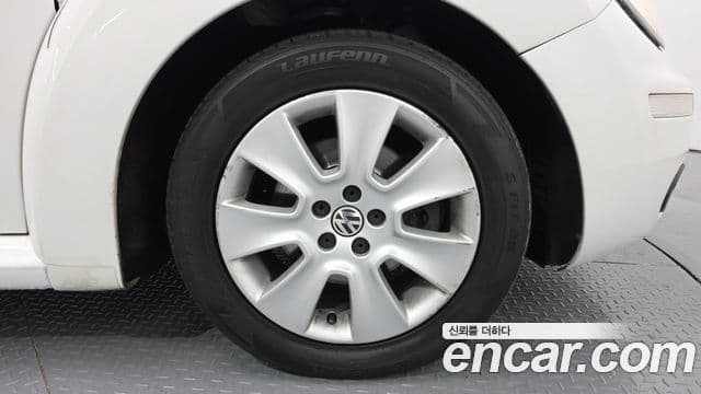 Volkswagen New 비틀 1Y, 2011 все фото