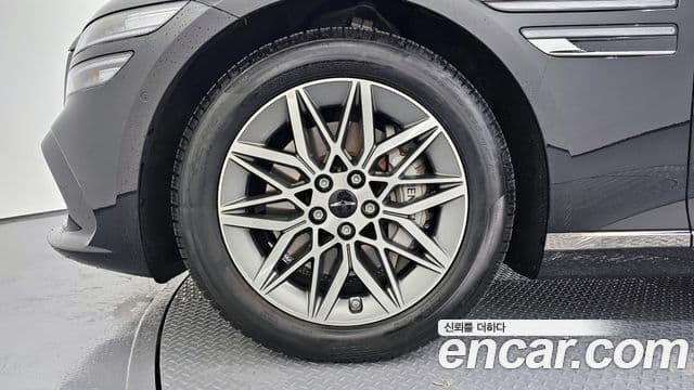 Genesis G80 (RG3) бензин 2.5 турбо AWD, 2025 все фото