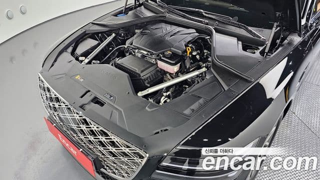 Genesis G80 (RG3) бензин 2.5 турбо AWD, 2025 6
