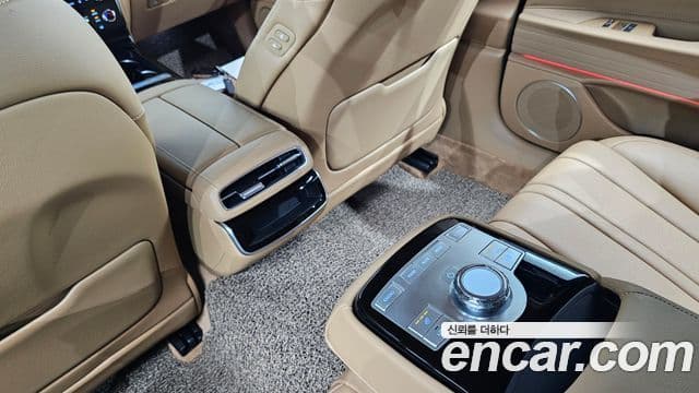 Genesis G80 (RG3) бензин 2.5 турбо AWD, 2025 19