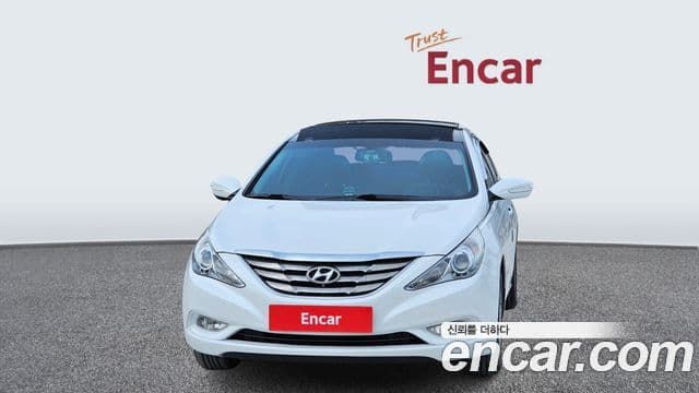 Hyundai YF Sonata LPI top, 2010 3