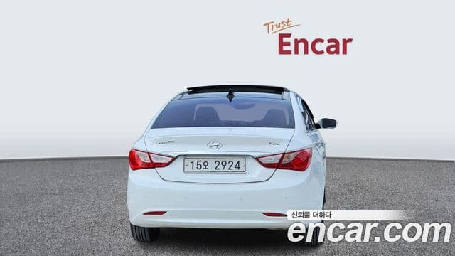 Hyundai YF Sonata LPI top, 2010 4