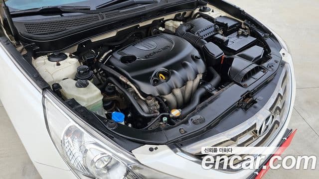 Hyundai YF Sonata LPI top, 2010 6