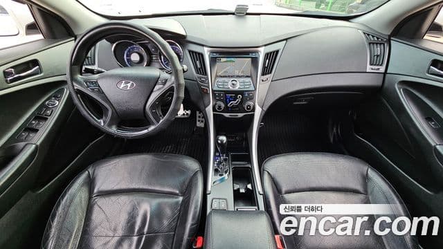 Hyundai YF Sonata LPI top, 2010 7