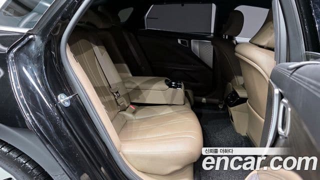 Kia K8 гибрид Noblesse, 2022 12