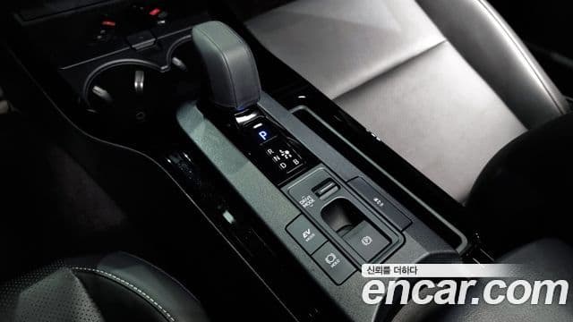 Toyota 프리우스 5세대 2.0 XLE, 2024 9