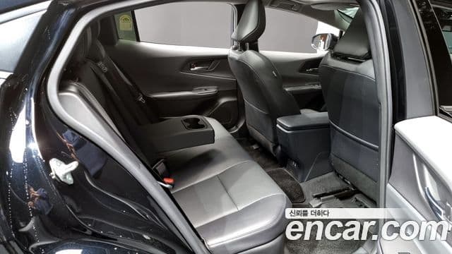 Toyota 프리우스 5세대 2.0 XLE, 2024 12