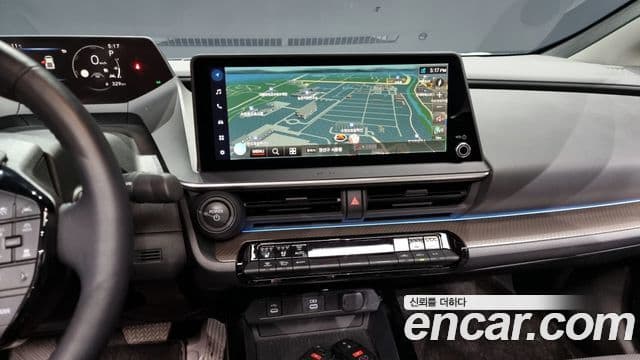 Toyota 프리우스 5세대 2.0 XLE, 2024 14
