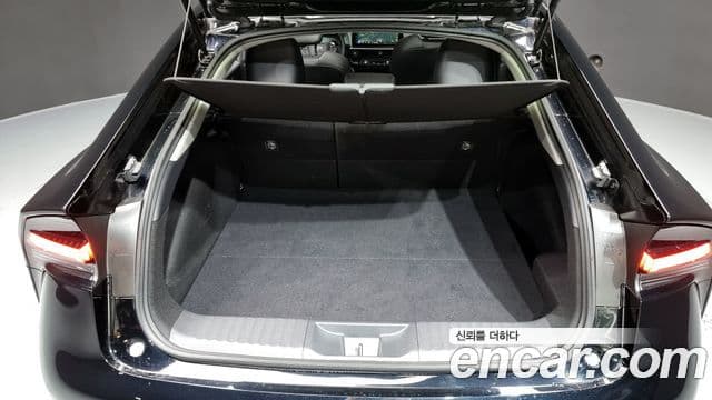 Toyota 프리우스 5세대 2.0 XLE, 2024 20