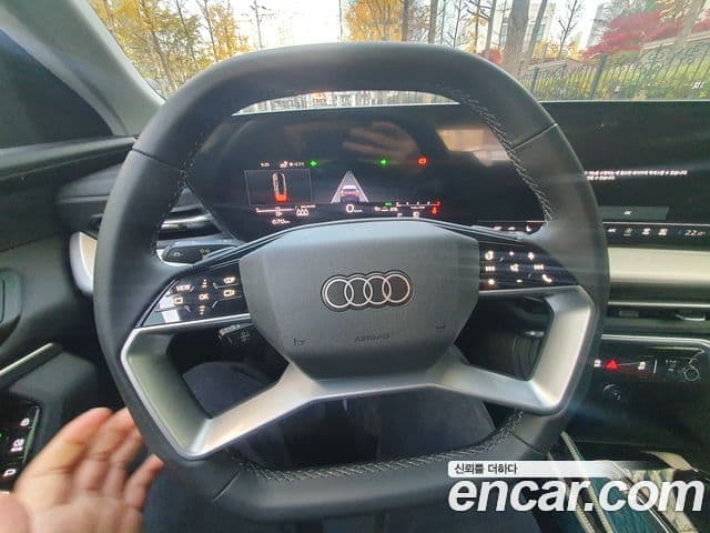 Audi Q5 (80A) 40 TFSI Quattro S Line Sportback, 2025 10