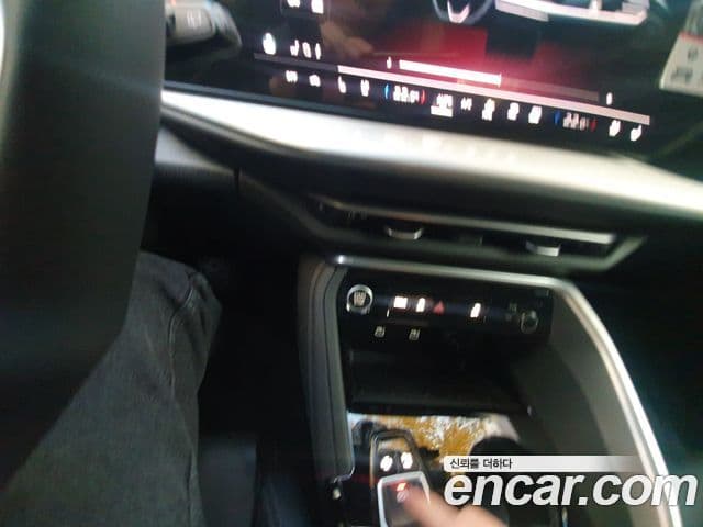 Audi Q5 (80A) 40 TFSI Quattro S Line Sportback, 2025 12