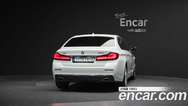 BMW 5시리즈 (G30) Luxury, 2023 4