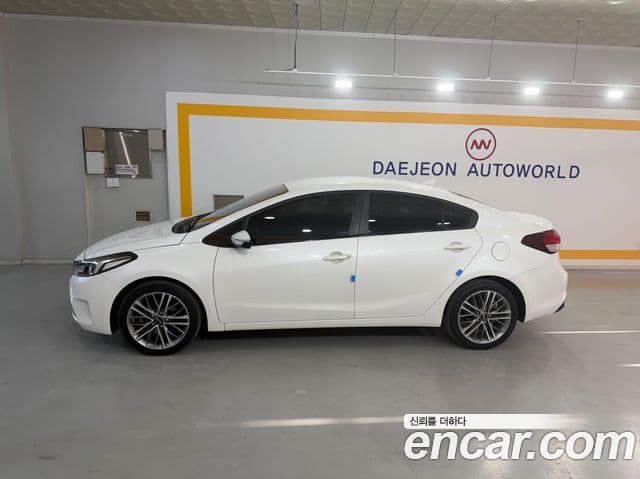 Kia The / новый New K3 Trendy, 2017 3