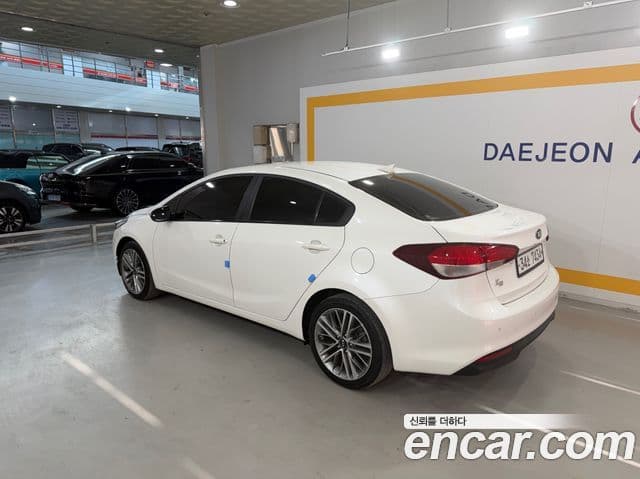 Kia The / новый New K3 Trendy, 2017 4