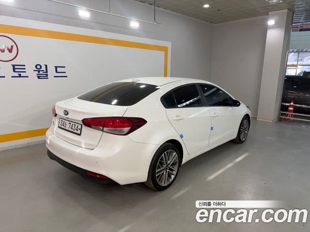 Kia The / новый New K3 Trendy, 2017 7