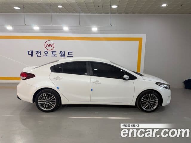 Kia The / новый New K3 Trendy, 2017 8