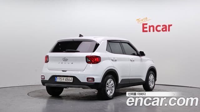Hyundai Venue 1.6 Modern Plus, 2022 2
