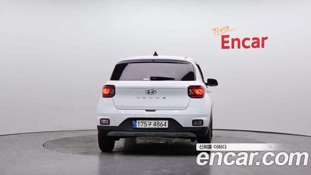 Hyundai Venue 1.6 Modern Plus, 2022 4