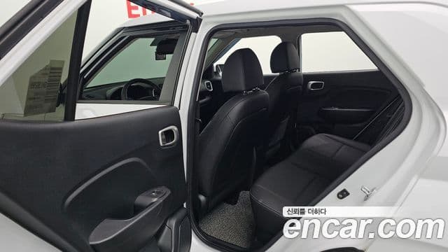 Hyundai Venue 1.6 Modern Plus, 2022 12