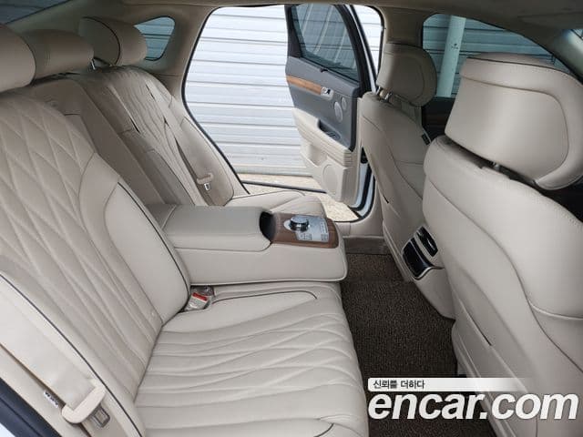 Genesis G80 (RG3) бензин 2.5 турбо AWD, 2025 7