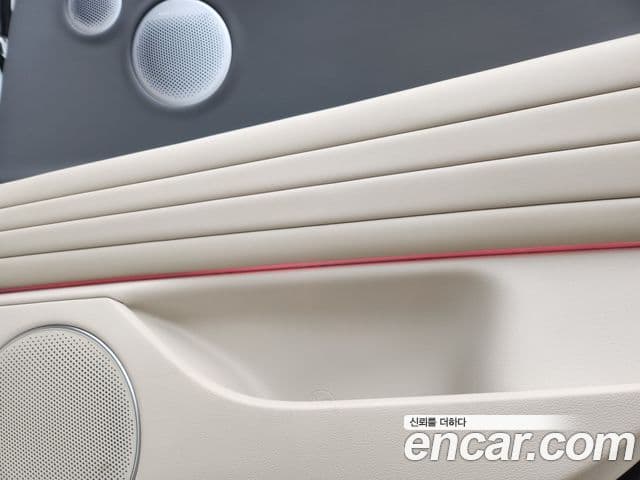 Genesis G80 (RG3) бензин 2.5 турбо AWD, 2025 11