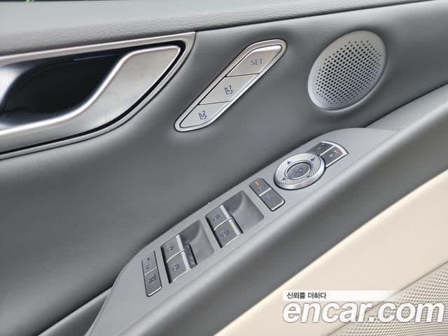 Genesis G80 (RG3) бензин 2.5 турбо AWD, 2025 14