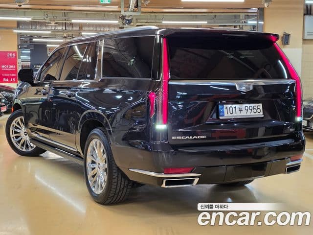 Cadillac Escalade 5세대 ESV Premium Luxury Platinum, 2023 2
