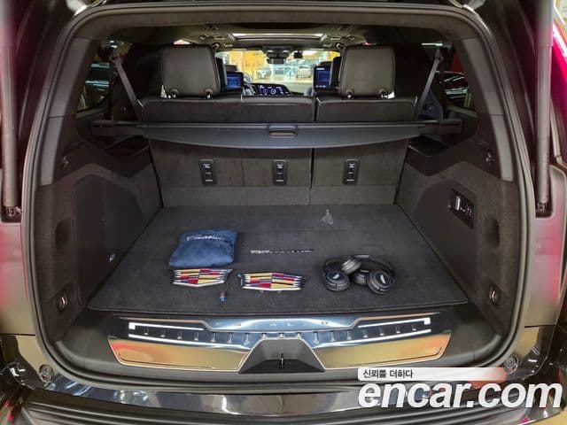 Cadillac Escalade 5세대 ESV Premium Luxury Platinum, 2023 17