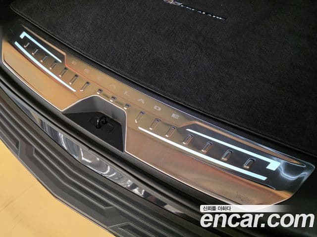 Cadillac Escalade 5세대 ESV Premium Luxury Platinum, 2023 19