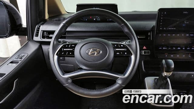 Hyundai Staria Modern, 2022 13