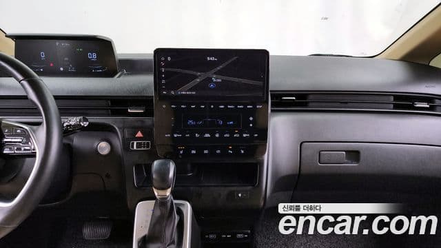 Hyundai Staria Modern, 2022 14