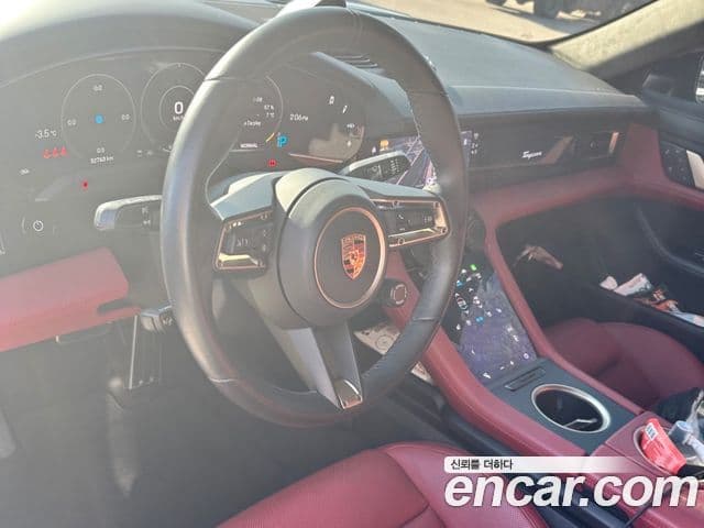 Porsche 타이칸 GTS, 2023 9