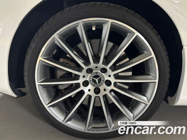 Mercedes-Benz E-класс W213 E450 4MATIC кабриолет, 2022 8