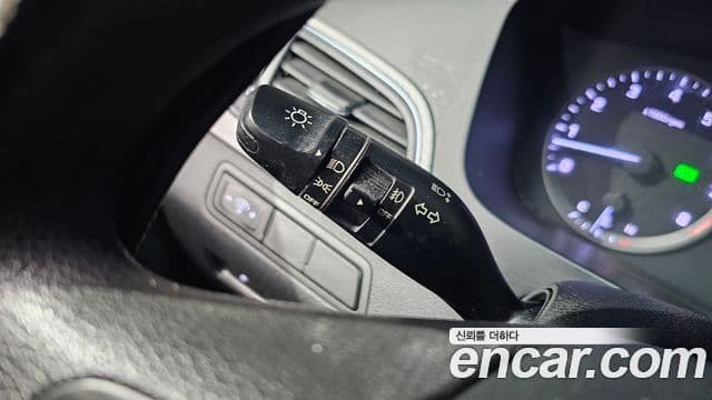 Hyundai LF Sonata Style, 2017 16