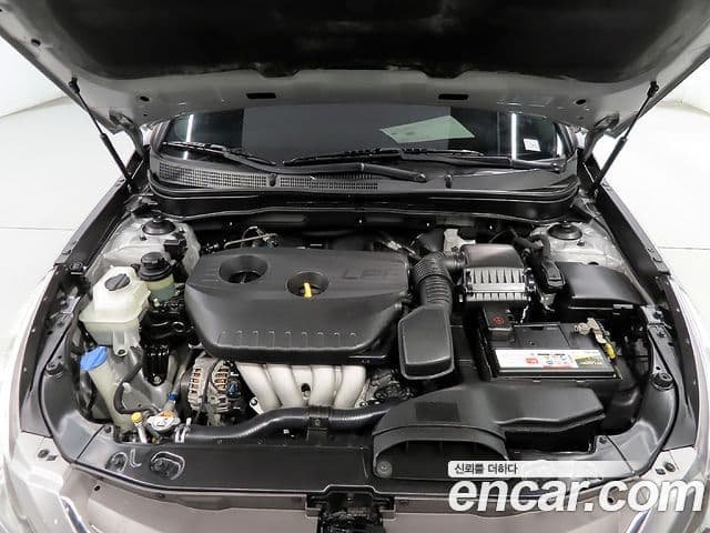 Hyundai YF Sonata Luxury, 2012 6