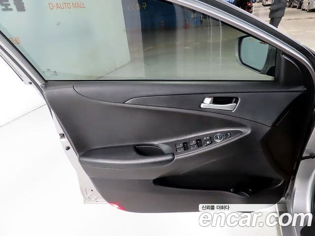 Hyundai YF Sonata Luxury, 2012 14